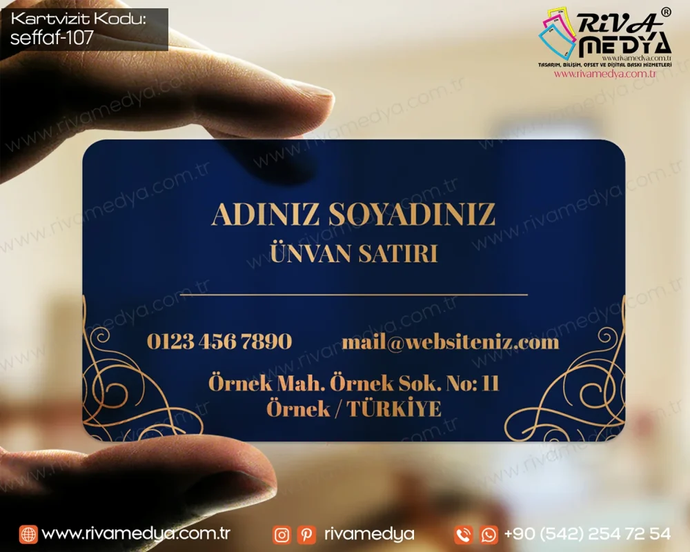 Bireysel, kurumsal ve mesleki ihtiyaçlarınıza özel tasarlanan Altın Süslemelerle Lacivert Şeffaf Kartvizit örneğini piyasaya göre en rekabetçi fiyatlarla sunuyor, en hızlı şekilde üretiyor ve ulaştırıyoruz!